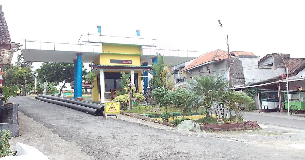Foto rumah sebagai ilustrasi visual; bukan lokasi proyek Inproland