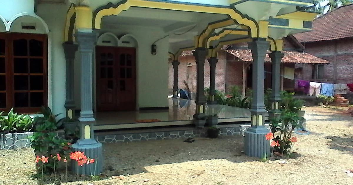 Foto rumah sebagai ilustrasi visual; bukan lokasi proyek Inproland