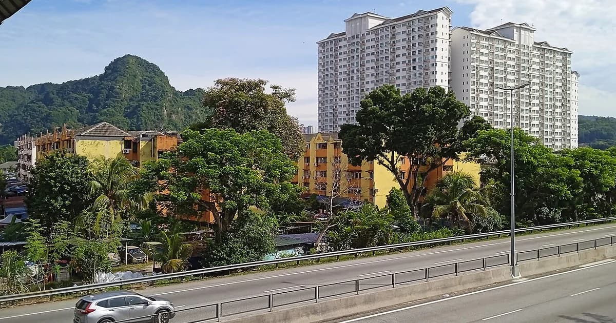 Foto rumah sebagai ilustrasi visual; bukan lokasi proyek Inproland