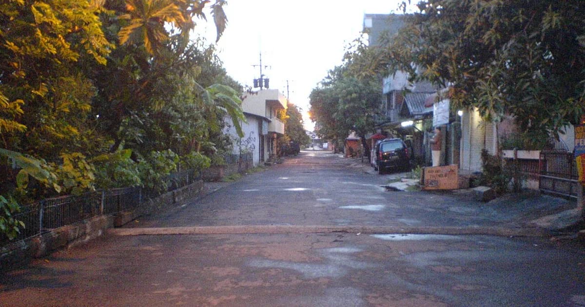 Foto rumah sebagai ilustrasi visual; bukan lokasi proyek Inproland